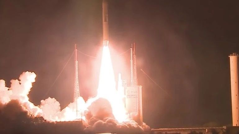 Ο πύραυλος Ariane 5 πραγματοποίησε την 100ή του εκτόξευση